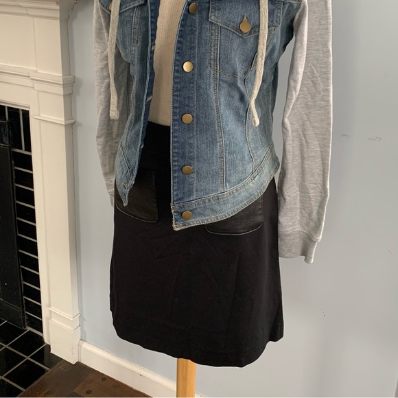 Nordstrom black ponte & faux leather skirt with vegan patch pockets by Halogen - Picture 8 of 14